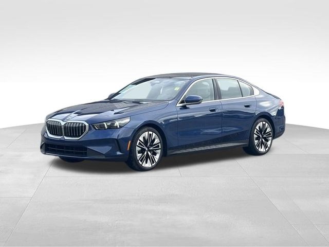 Blue Metallic 2026 BMW 5 Series Sedan Rear-Wheel Drive 8-Speed Automatic