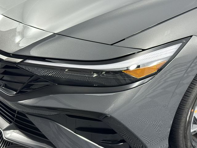 New 2025 Hyundai Elantra Hybrid For Sale in Indianapolis, IN