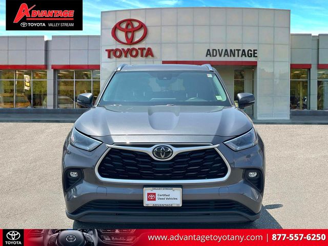 Used 2021 Toyota Highlander SUV