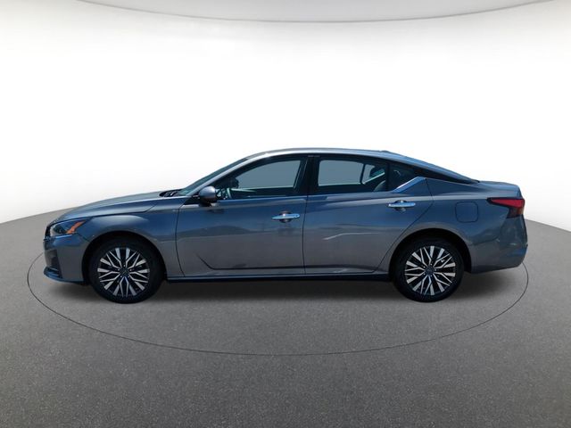 used 2023 Nissan Altima car, priced at $23,001