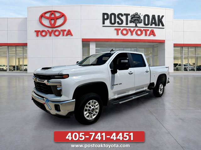 Summit White 2025 Chevrolet Silverado 2500HD Pickup Truck Four-Wheel Drive Automatic
