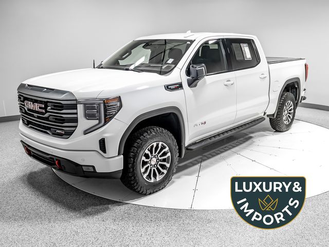 Summit White 2022 GMC Sierra 1500 AT4 Crew Cab 4WD Pickup Truck Four-Wheel Drive Automatic