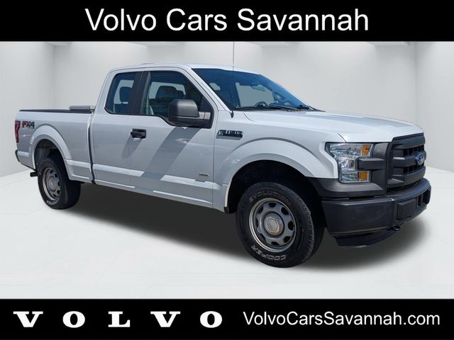 Oxford White 2016 Ford F-150 XL SuperCab 4WD Pickup Truck Four-Wheel Drive 6-Speed Automatic