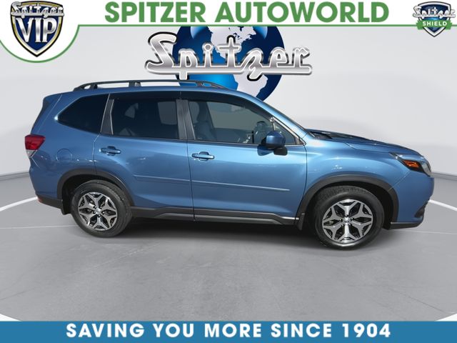 Certified Used 2022 Blue Subaru Premium image 10