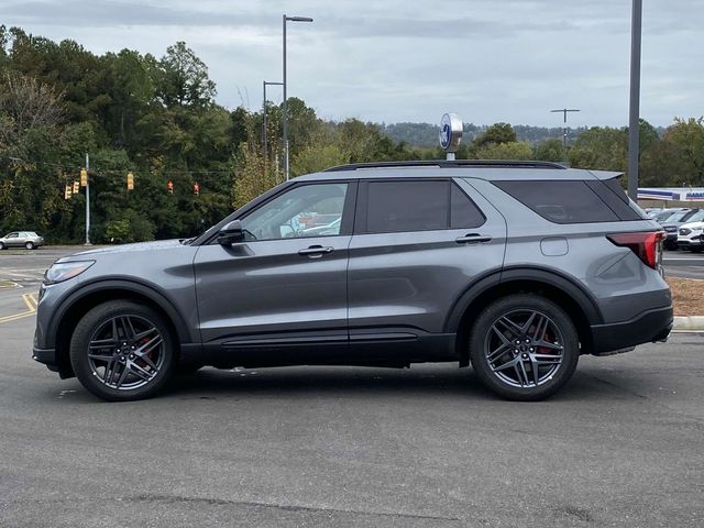 2025 Ford Explorer ST 7