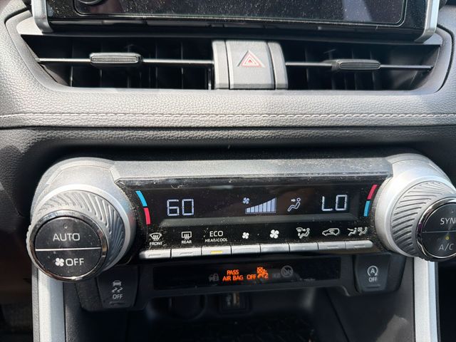 Used 2023 Green Toyota XLE image 21