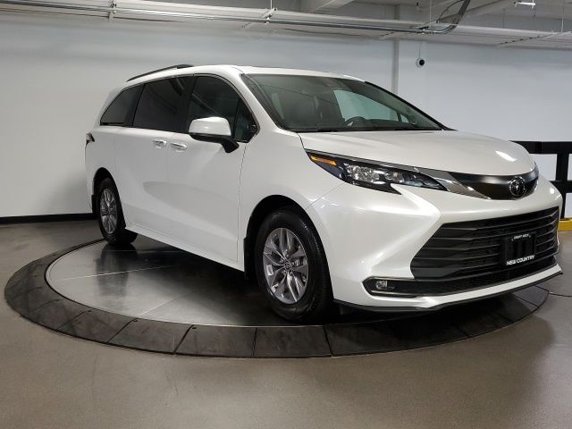 Pearl 2026 Toyota Sienna Minivan All-Wheel Drive Continuously Variable Transmission