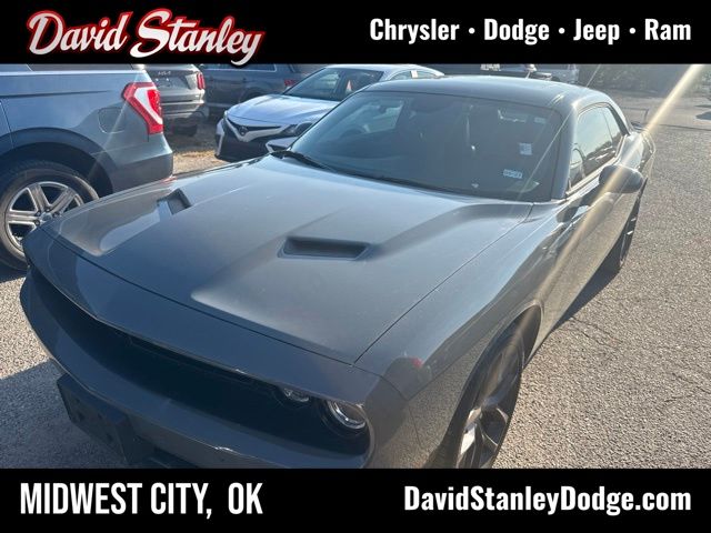 2023 Dodge Challenger Gris (Gray Clearcoat) Coupé Tracción trasera 8 velocidades Automática