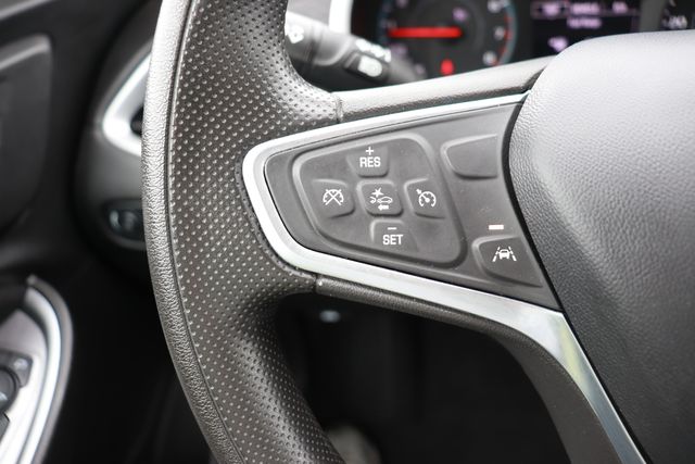 2023 Chevrolet Malibu LT photo