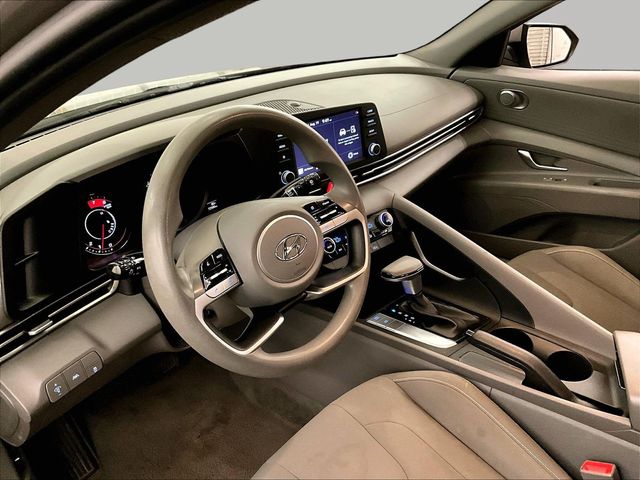 2021 Hyundai Elantra SEL Silver at Phil Fitts Ford