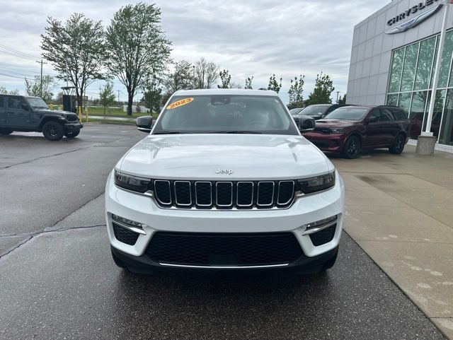 2023 Jeep Grand Cherokee Limited - Bright White Clearcoat exterior view 2