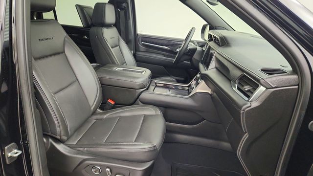 2024 GMC Yukon XL Denali Black at River Oaks CDJR