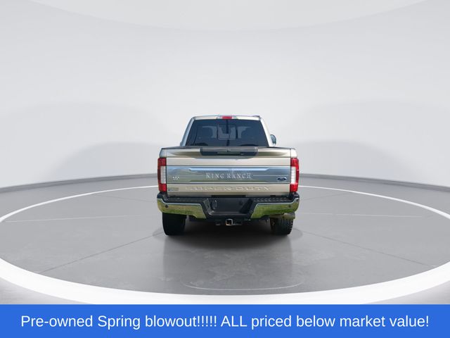 Used 2017 White Gold Metallic Ford King Ranch image 7