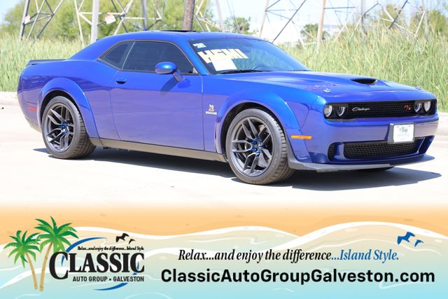 Indigo Blue 2022 Dodge Challenger R/T Scat Pack Widebody RWD Coupe Rear-Wheel Drive 8-Speed Automatic