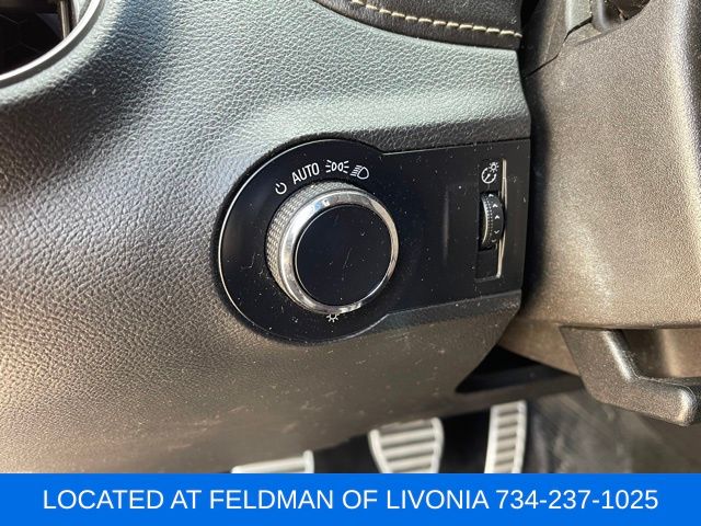 Used 2013 Chevrolet Camaro For Sale in Livonia, MI