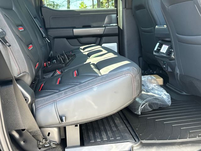 2025 Ford F-150 Lariat - Photo 15