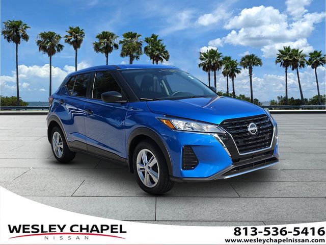 Electric Blue Metallic 2025 Nissan Kicks Play SUV / Crossover Front-Wheel Drive Continuously Variable Transmission
