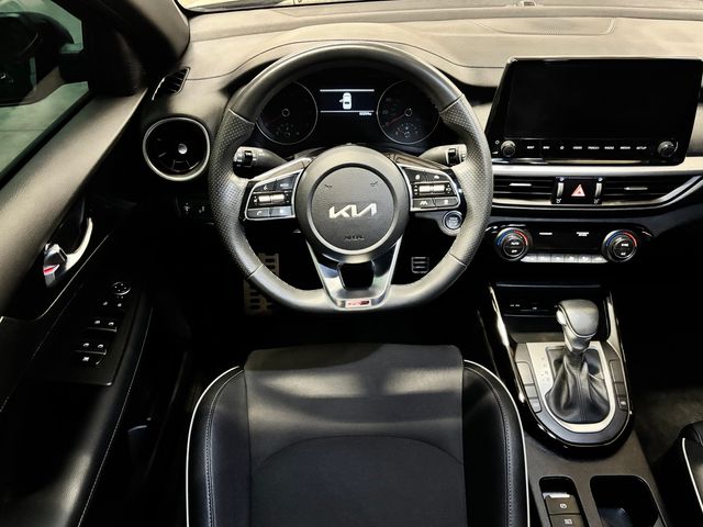 Used 2024 Aurora Black Kia GT-Line image 13