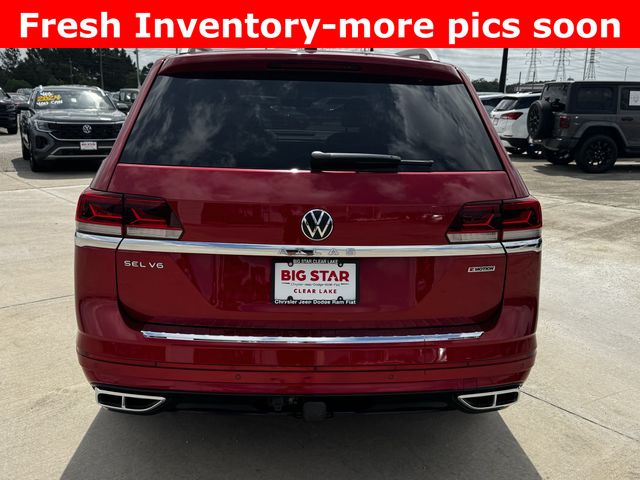 2022 Volkswagen Atlas 3.6L V6 SEL Premium R-Line Red at DeMontrond Auto Country