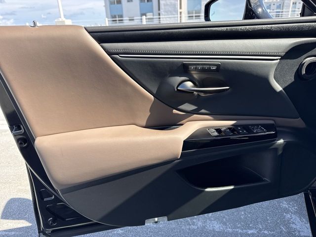 2024 Lexus ES - $42,888