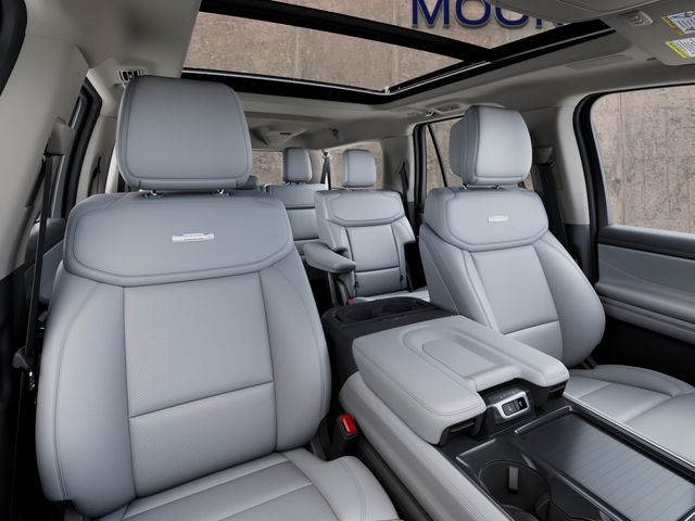 New 2027 White Ford Platinum image 10
