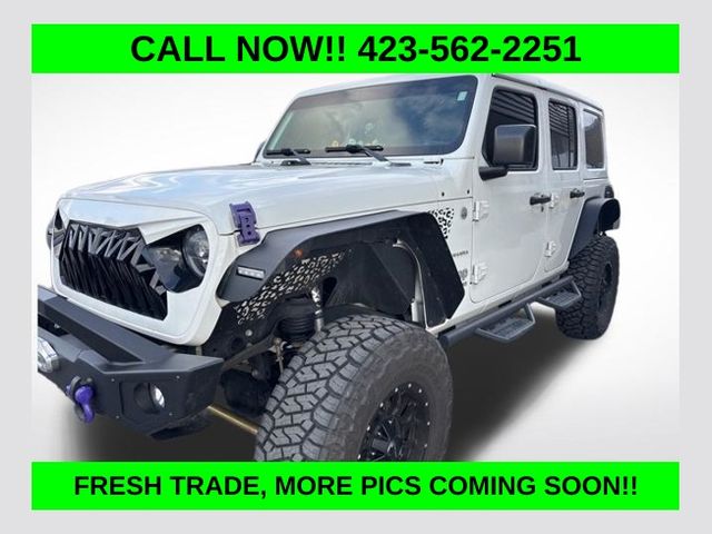 Bright White Clearcoat 2019 Jeep Wrangler Unlimited Sahara 4WD SUV / Crossover Four-Wheel Drive 8-Speed Automatic