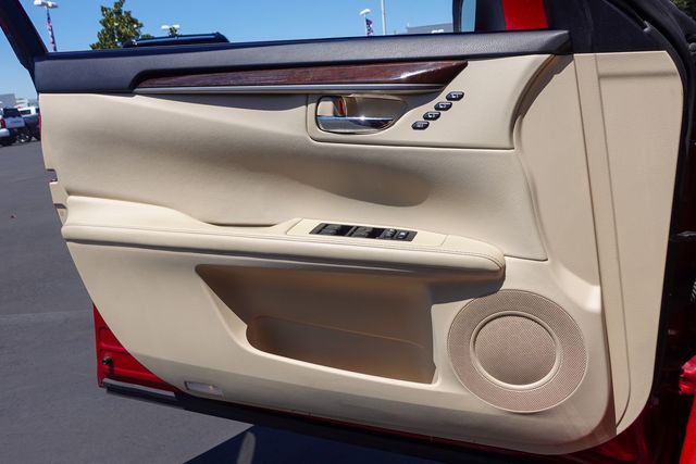 used 2014 Lexus ES car, priced at $17,500