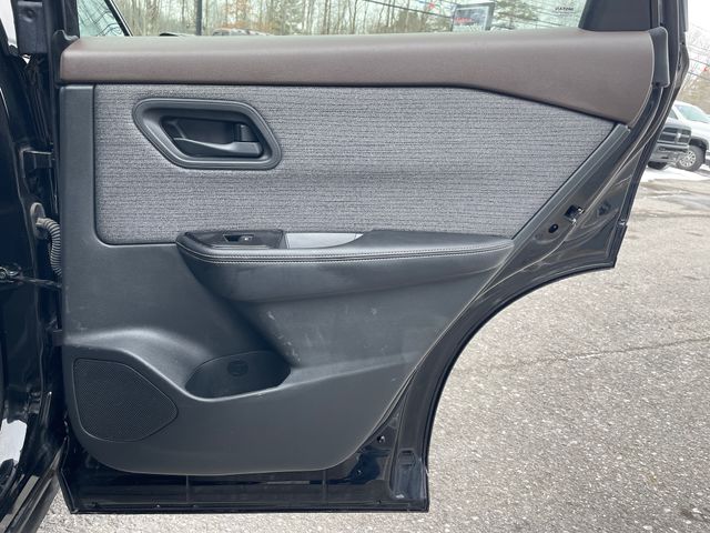 2021 Nissan Rogue S - Super Black exterior view 11