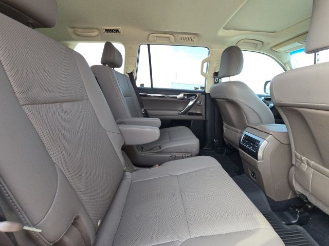 2023 Lexus GX 460:46928A