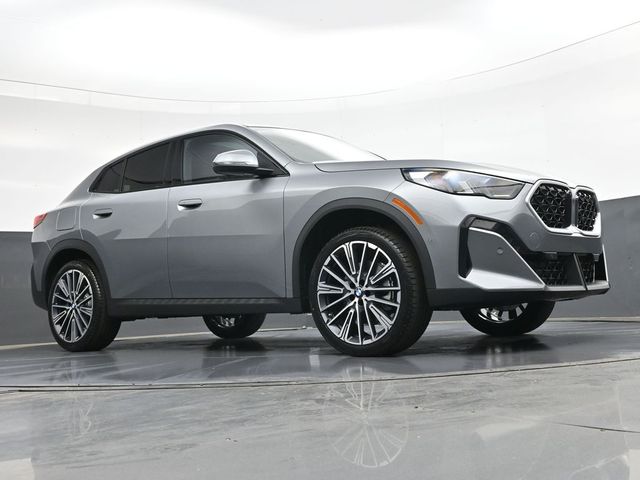 New 2026 Gray BMW xDrive28i image 31