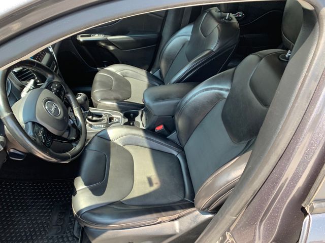 Used 2020 Jeep Cherokee SUV