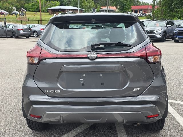 2024 Nissan Kicks SR:168732B