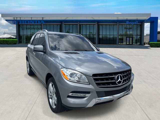 Diamond Silver Metallic 2015 Mercedes-Benz M-Class ML 350 SUV / Crossover Rear-Wheel Drive 7-Speed Automatic