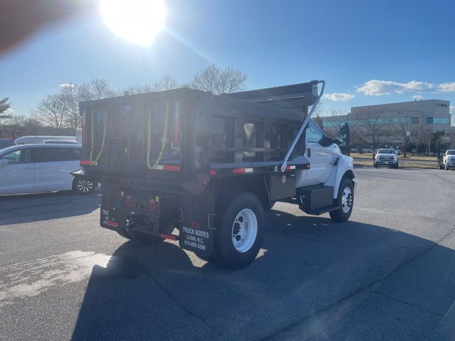 2025 Ford F-650 Super Duty 