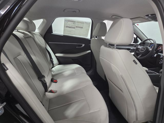 New 2026 Black Hyundai SEL Sport image 13