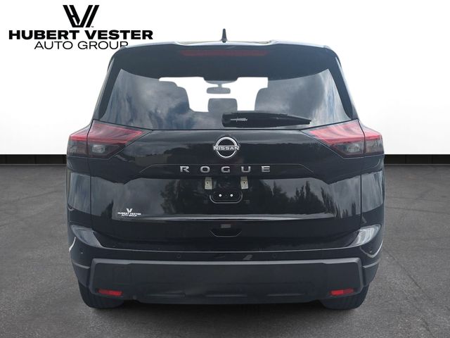 Used 2025 Nissan Rogue SUV