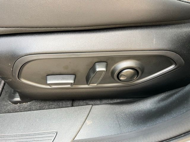 New 2026 Jeep Cherokee Limited For Sale in Highland, IN