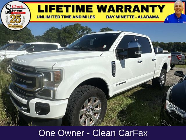 White Metallic 2022 Ford F-250 Super Duty Pickup Truck Four-Wheel Drive Automatic