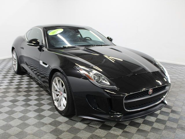 Used 2017 Ultimate Black Metallic Jaguar Premium image 8