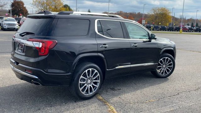 2022 GMC Acadia Denali 8