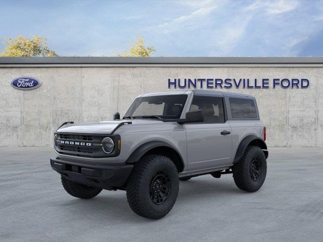 Avalanche Gray 2026 Ford Bronco SUV / Crossover Four-Wheel Drive 7-Speed Manual