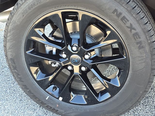 2025 Jeep Wrangler Sahara 4xe:B02116