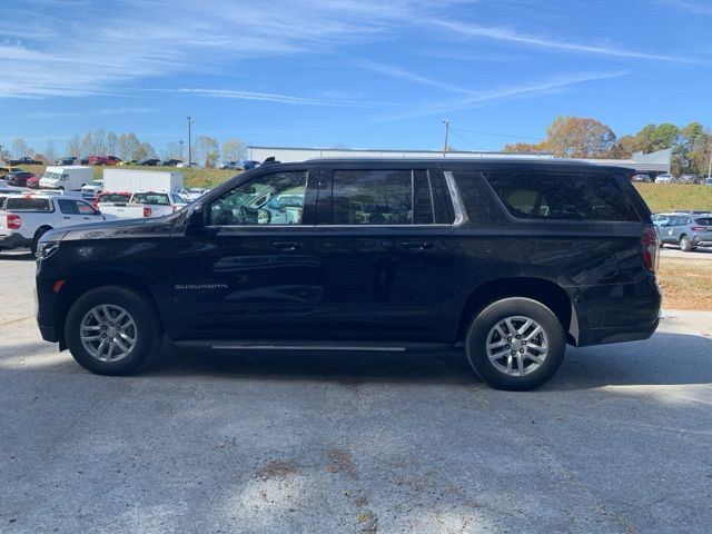 2023 Chevrolet Suburban LT 2