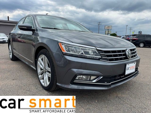 Platinum Gray Metallic 2017 Volkswagen Passat 1.8T SE Sedan Front-Wheel Drive Automatic