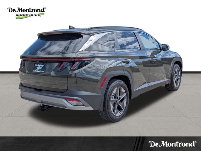 New 2026 Green Hyundai SEL Premium image 5