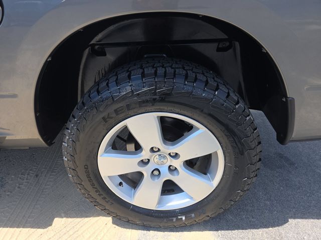 Used 2012 Mineral Gray Clearcoat Metallic Ram Express image 31