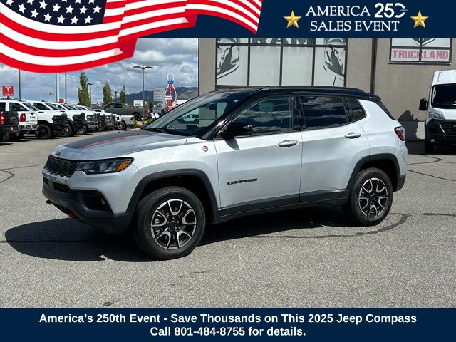 Silver Zynith Metallic Clearcoat 2025 Jeep Compass SUV / Crossover Four-Wheel Drive 8-Speed Automatic
