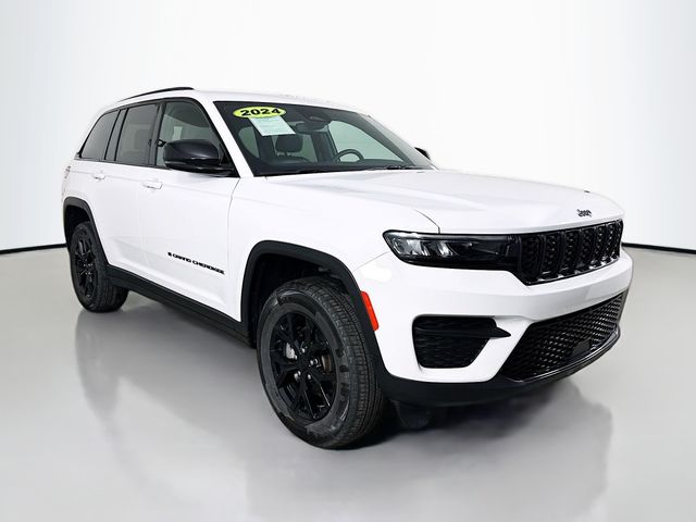 Bright White Clearcoat 2024 Jeep Grand Cherokee Altitude 4WD SUV / Crossover Four-Wheel Drive 8-Speed Automatic