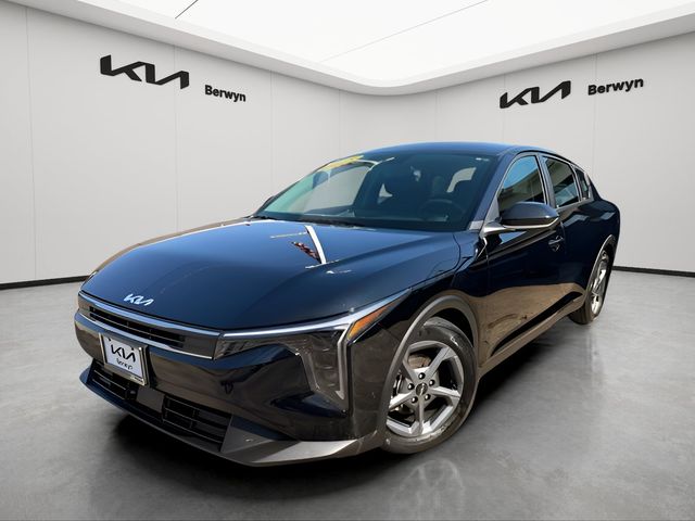 2025 Kia K4 LXS FWD