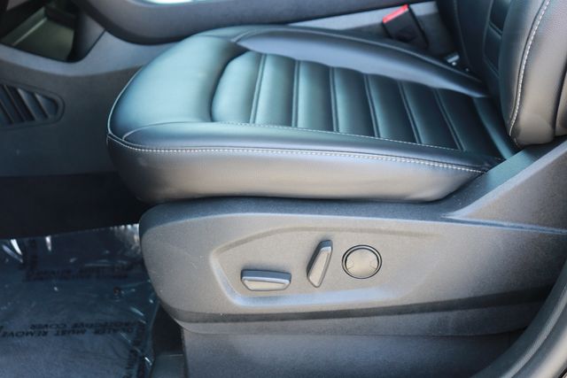 2024 Ford Edge SEL photo